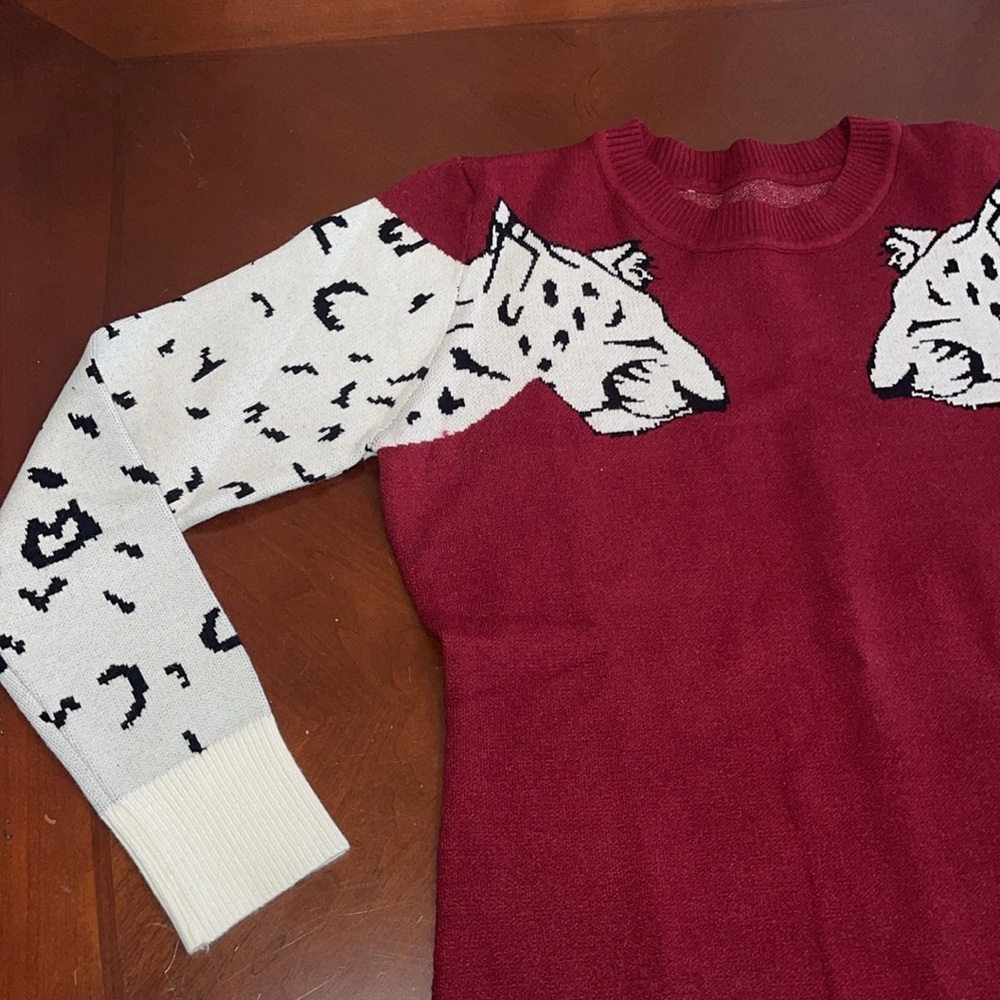 NWT Leopard Print Burgundy Sweater - Picture 3 of 5